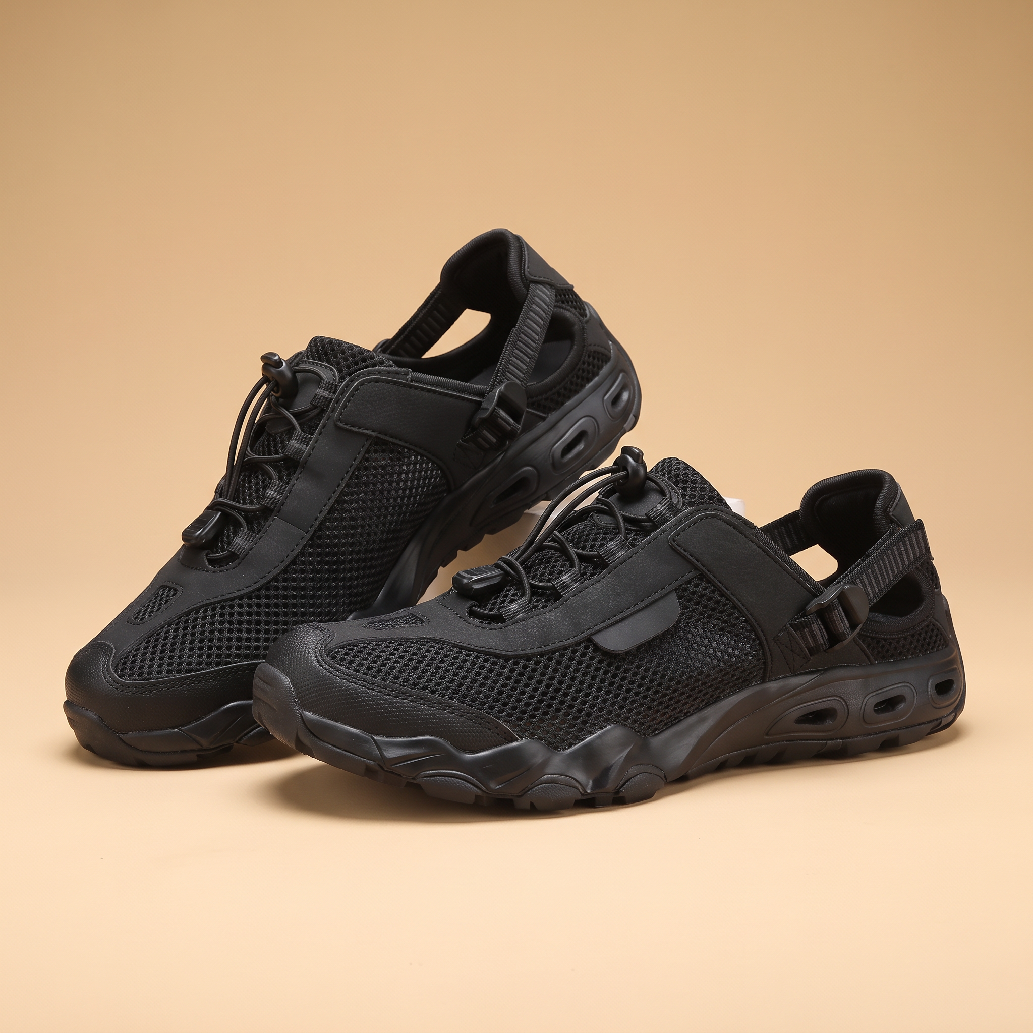 Rapids Quick-Dry Water Shoe in Black