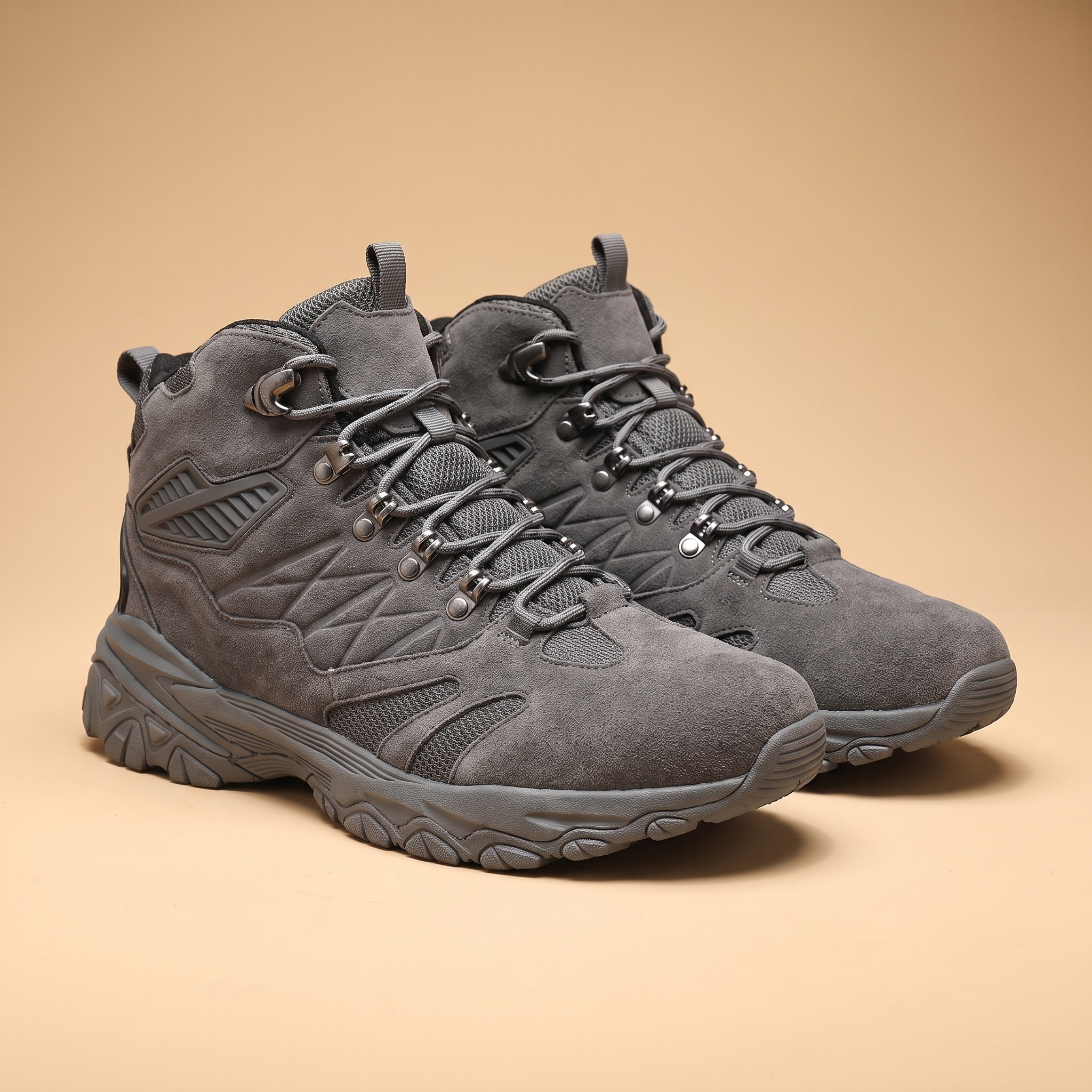 Ridgeline Suede Winter Hiking Boots in Grey