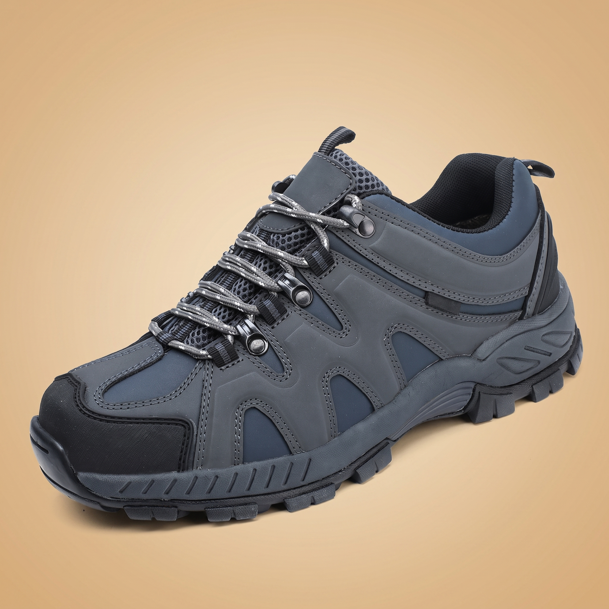 Traverse Trekking Hiking Shoes in Dark Blue