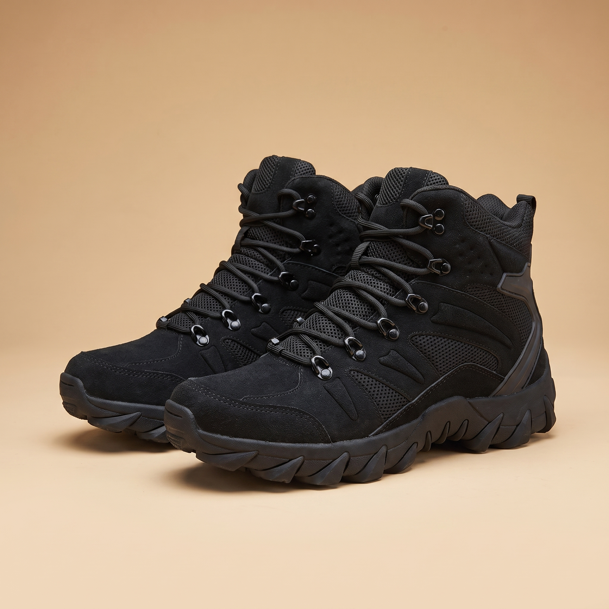 Ranger Tactical Combat Hiking Boots in Black