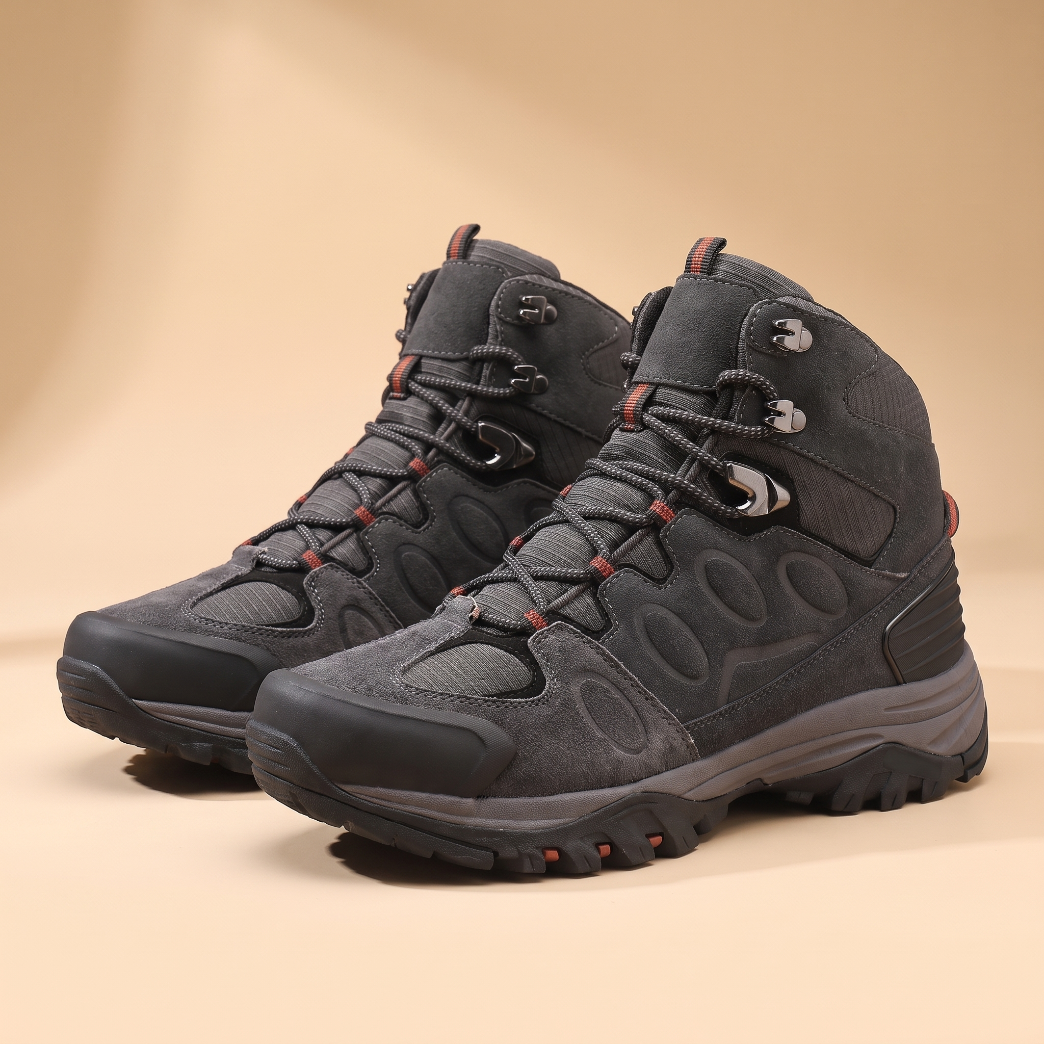 Frost High-Top Winter Hiking Boots in Grey