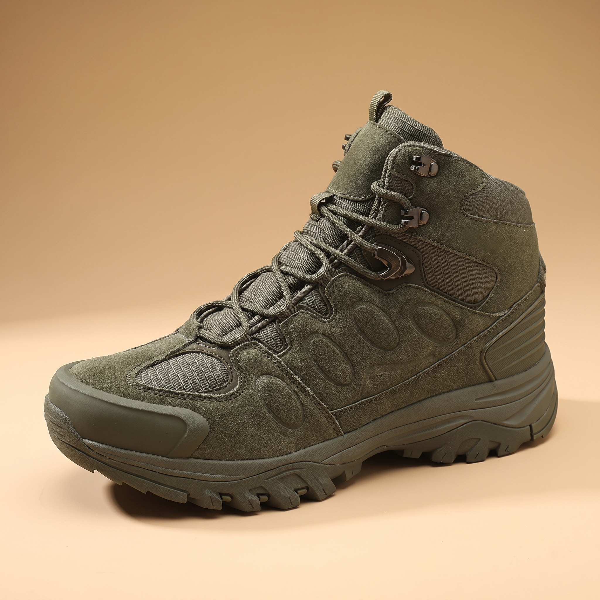 Frost High-Top Winter Hiking Boots in Olive Green