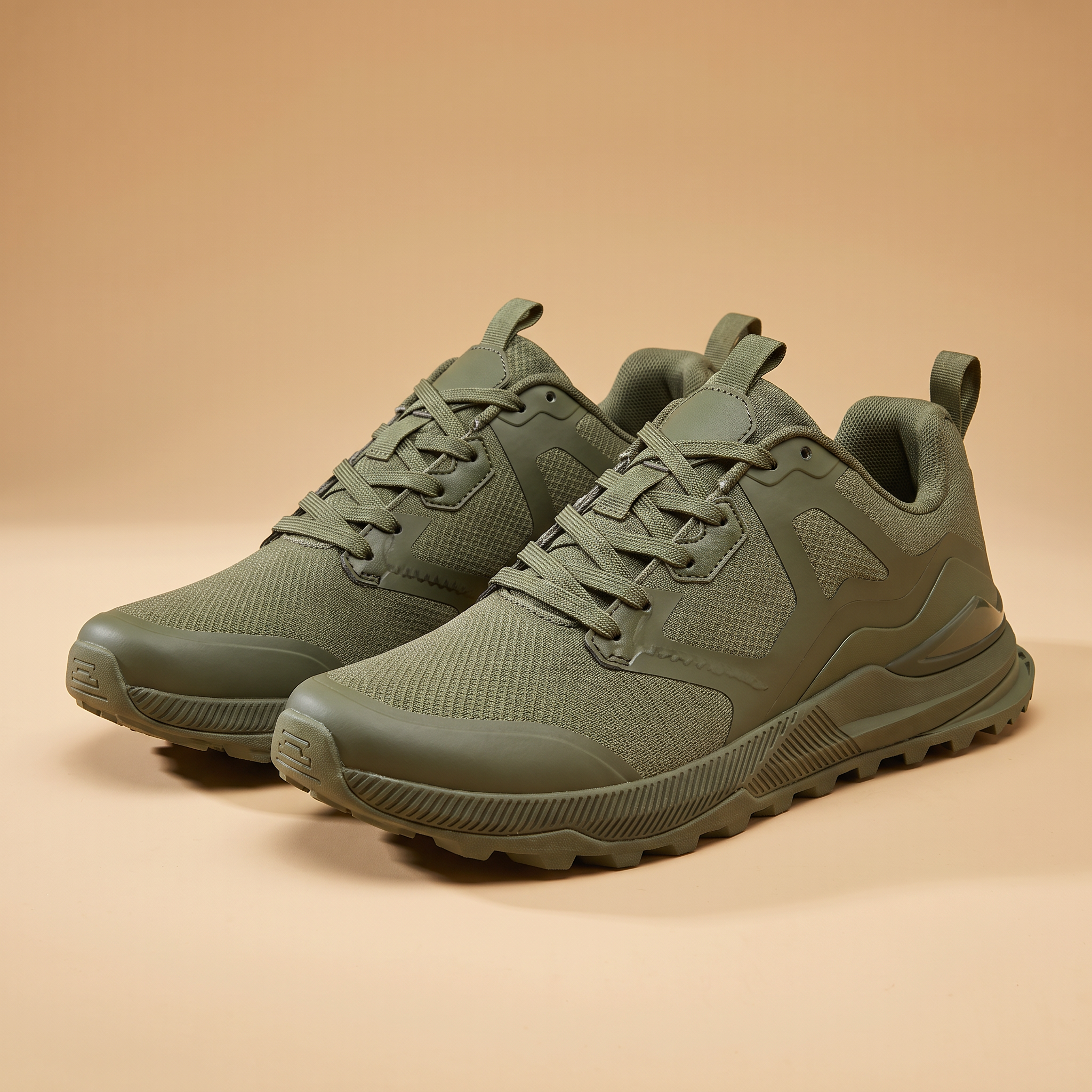 Voyager Lightweight Hiking Shoes in Olive Green