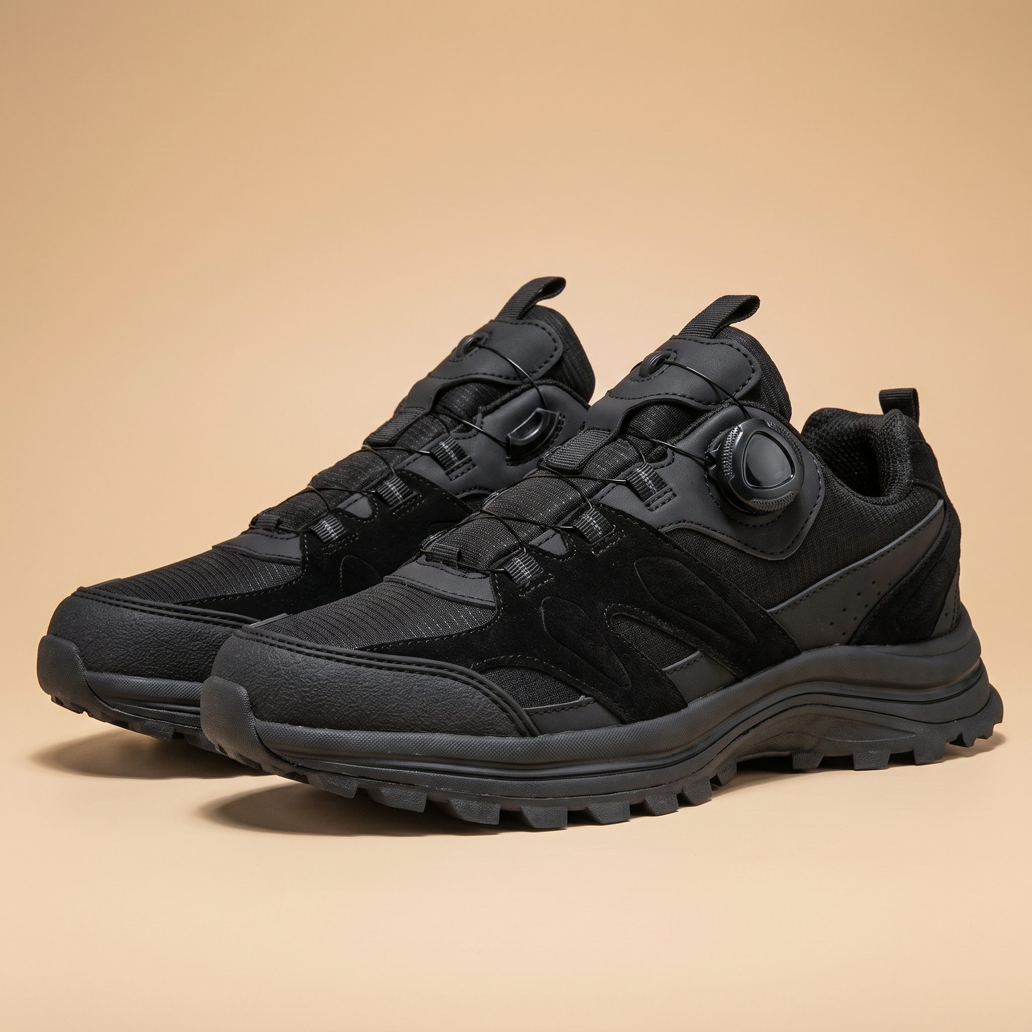 Vertex Quick-Lace Trail Hiking Shoes in Black